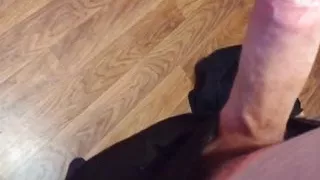 Young Twink splattered his daddy's Adidas with cum !