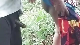 Horny bhabi xxx fuck while their familes are inside room fucking doggystyle outdoor garden