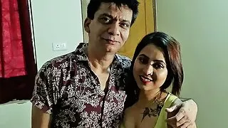 A sexy lonely woman called mature man for massage and with this made a full fucking session. Full Hindi audio