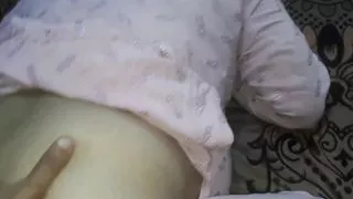 Hot Wife ko bed sheet karta howa choda, Desi Wife and husband sex video