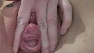 Julie trains pussy pressing