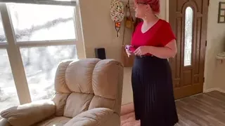 Mommy punishes you and makes you sniff her dirty pantyhose, lick them clean and make her cum, you are her fuck toy V192