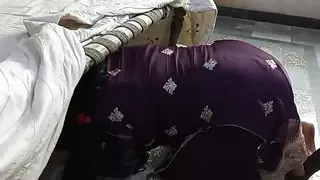 Desi Stepmom Gets Stuck While Sweeping Under the Bed When Stepson Fucks her and Cum out her Big Ass - Family Sex
