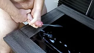 Leaving a big mark on my desk !