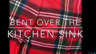 Britischer Sex, Berühmtheit, Hausfrau, Küche, Mutter, Vagina