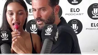 Meri Martinez Chupa La Paleta Bon Bon Bum