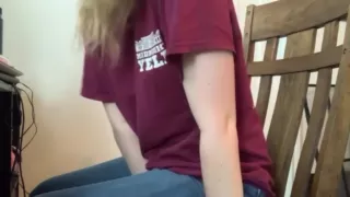 Streamer Soaks Pants On Stream