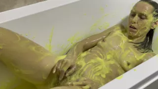 Gunge Orgasm In The Bath - Wet And Messy Orgasm