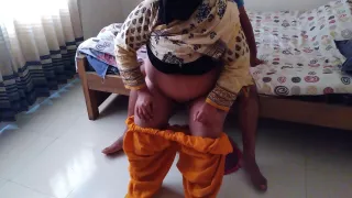 Desi Sexy Milf Mom Apne Bete Ke Sath Kiya Kand - Stepmom Riding Stepson Cock (indian - Family Therapy