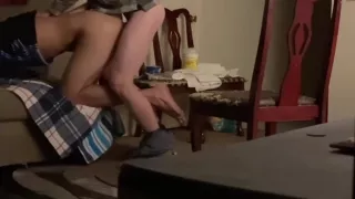 Anonymer Fuk-n-go Athletic Stud macht eine Pause vom Fußball