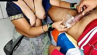 pahli bar maine  soni bhabhi ko apne lund ka pani pilaya