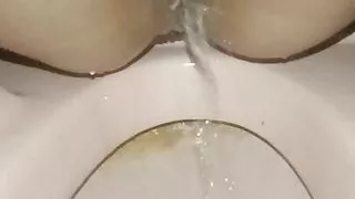 Hot girl fingering herself amazing video