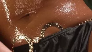 Babe Gets Pussy Lubricated With Lotion Before A Hard Fuck