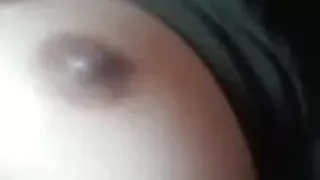 Cachonda con deseos de masturbarse