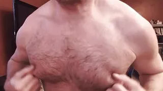 Pochende Brust, Nippelzupfen