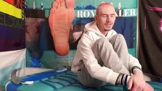 Skinny amateur Chase laughs while tickle tormented by Matt