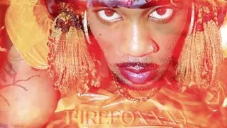 My favorite costume n favorite song, constantly on repeat lol