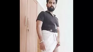Masturbating lungi man