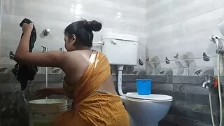 Kam wali Bai kapde dhote samye Ghar ka bada londa pela chod dia