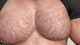 Cocky Bodybuilder Chest Bounce Worship