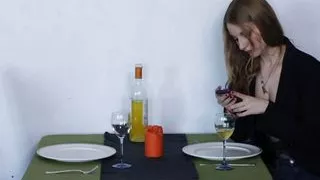 milfe hot chick babe gets her hairy cunt satisfied by horny