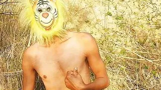 Amateursex, Asiatische Weiber, Bar, Dicke Girls, Crossdresser, Interracialsex, Masturbation