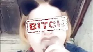 Training Deep Throat Dildo Insertion in der Kapelle