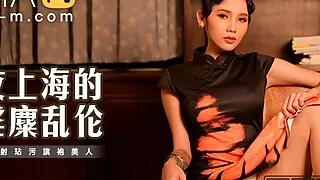 Trailer-Back to old Shanghai fuck a cute girl in cheongsam- shan tong-MT-032-Best Original Asia Porn Vide