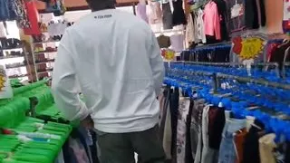 Desi Indo Risky Sex in Public thrift shop!
