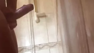 In der Dusche mit mir selbst zu spielen!