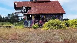 Young & Old BBW Lesbians having sex in an abandoned building