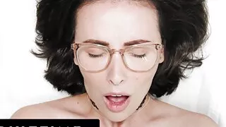 ADULT TIME - How Women Orgasm With Casey Calvert