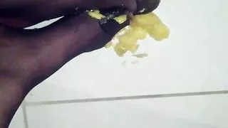 Black Countess In Nylon admire my feet and kiss her