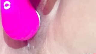 Amateur Indian Desi Aunty Alone at Home, Morning Hairy Pussy Masturbation