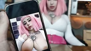 Toilettenhure füttert ihr Sperma als Abendessen, während sie im Restaurant auf die Bestellung wartet