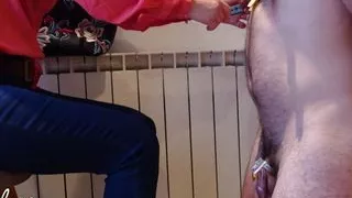 Herrin lässt keuschen cuckold Sperma nach Rückkehr von ihrem Date abspritzen - VORSCHAU