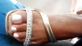 Ferfeet36 Gold Sandal and close in top toes