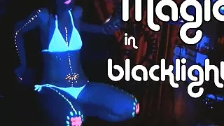 MistressOnline in magic blacklight