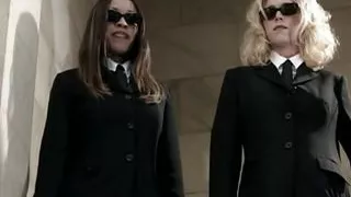 Italian lesbian girls love to enjoy