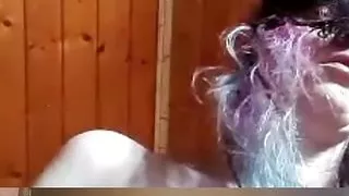 Hot wife uses fuck machine