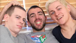 Zwei hübsche Gesichter für Brandon