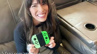 Forgot to wear green on St. Patrick's Day so he came in my mouth