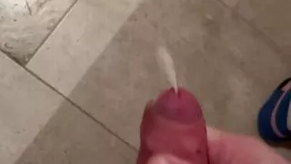 Quick cumshot