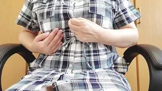 Married woman who feels wet with dildo masturbation