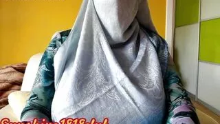 Blue Hijab Arab Muslim Girl on cam big tits masturbation recorded show March 20th