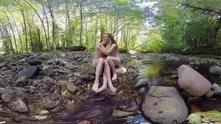 yanks les babes ana molly and belle making out outdoors in virtual realtiy 