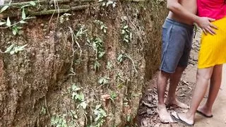 sri lankan wife giving blowjob to village boy in public outdoor
