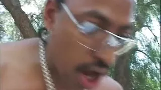 A good blowjob in the car!