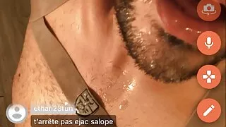 Großer Cumshot auf meinem Gesicht live vor der Kamera