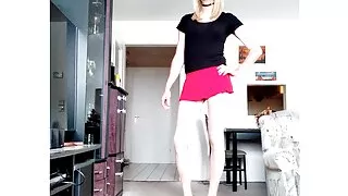 Sissy Crossdresser in short skirt